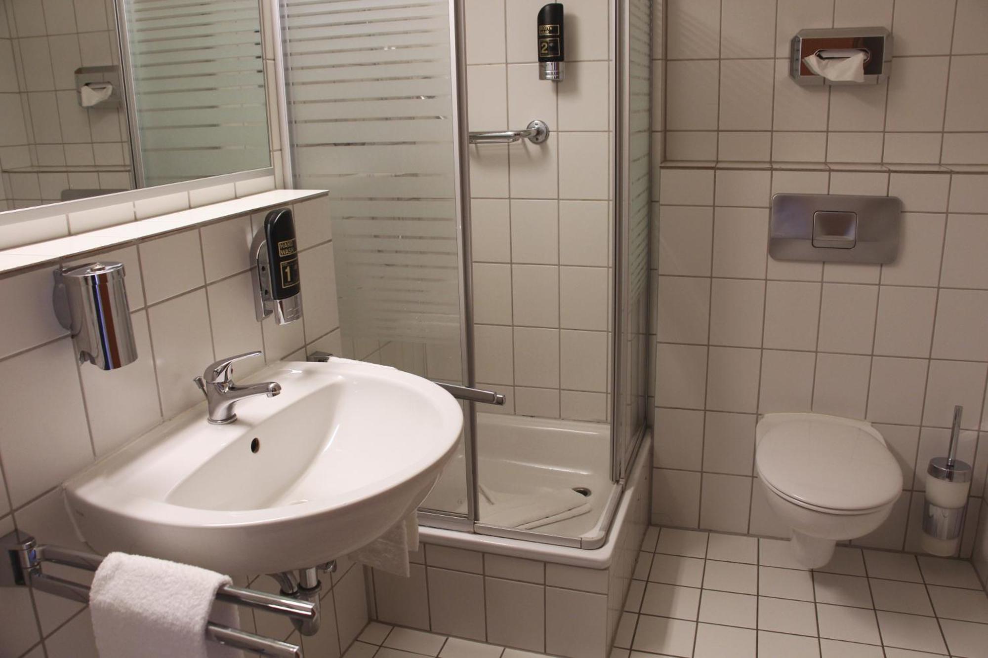 REGIOHOTEL am Kurpark Bad Harzburg Ruang foto